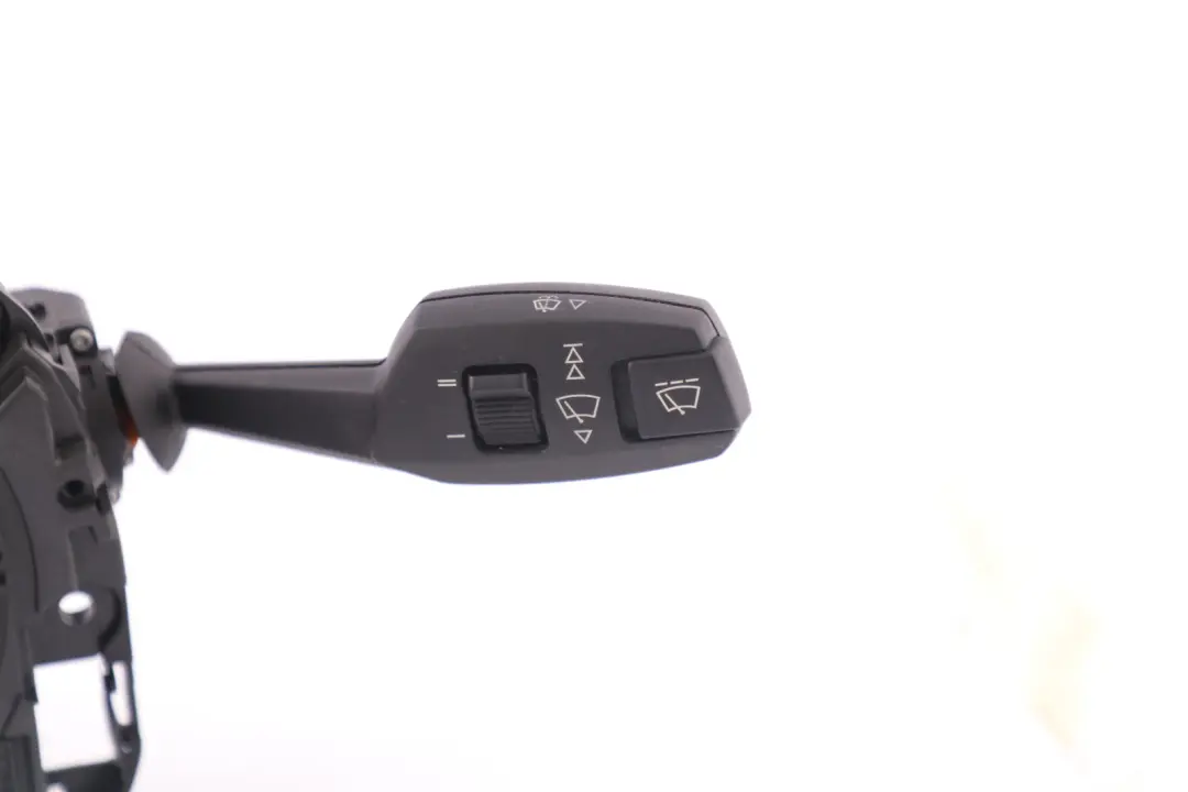 Interruttore Tergicristallo Per Piantone Dello Sterzo per BMW E88 E90 E92 con numero di parte 9110865 BMW E88 E90 E92 Interruttore Tergicristallo Per Piantone Dello Sterzo - SKU 9110865 - Numero di parte 9110865