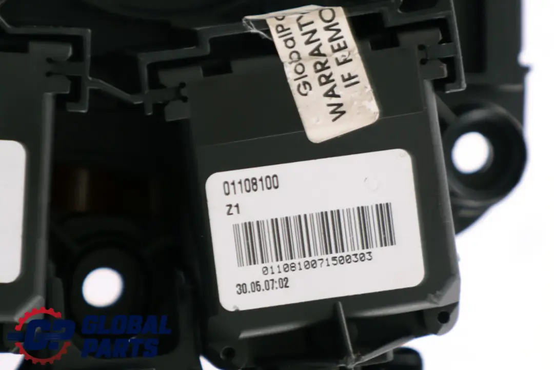 Interruttore Cluster Volante Colonna Cruise Control per BMW E81 E87 E91 con numero di parte 9110878 BMW E81 E87 E91 Interruttore Cluster Volante Colonna Cruise Control - SKU 9110878 - Numero di parte 9110878