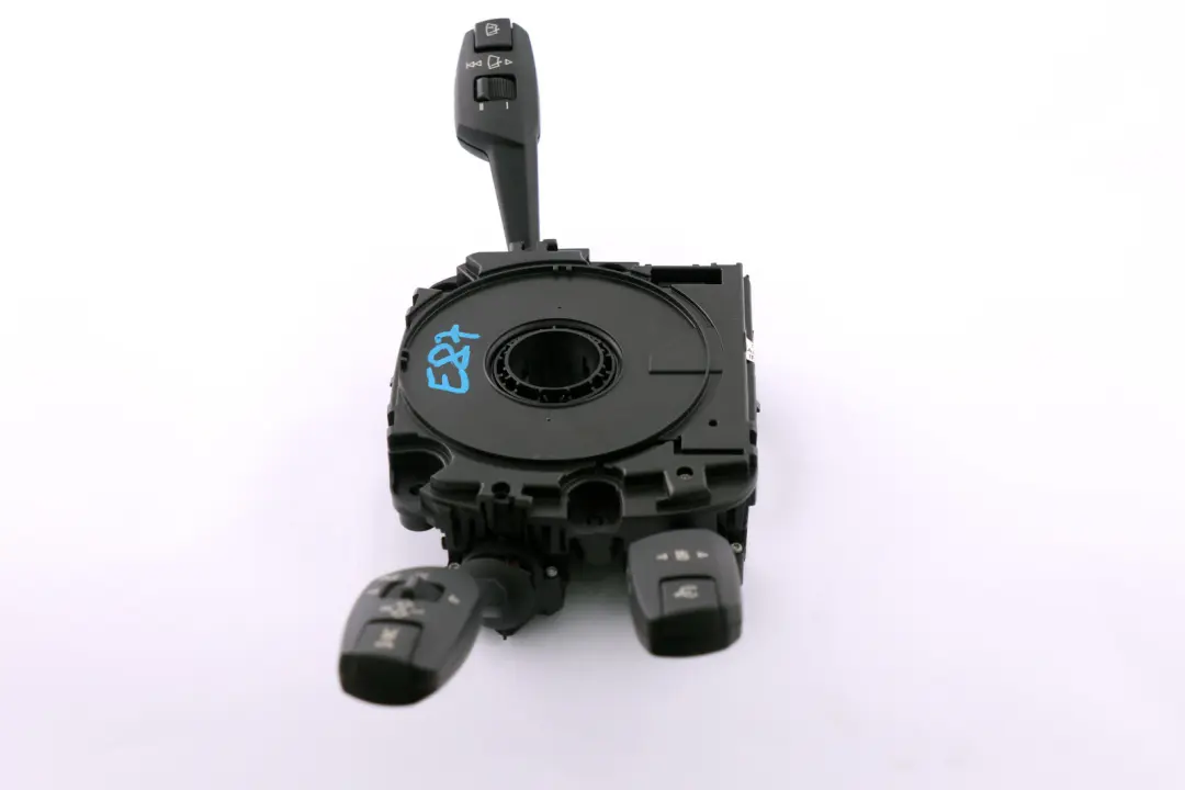 Interruttore sterzo Cruise Control Stalk per BMW E81 E87 E91 con numero di parte 9110894 BMW E81 E87 E91 Interruttore sterzo Cruise Control Stalk - SKU 9110894 - Numero di parte 9110894