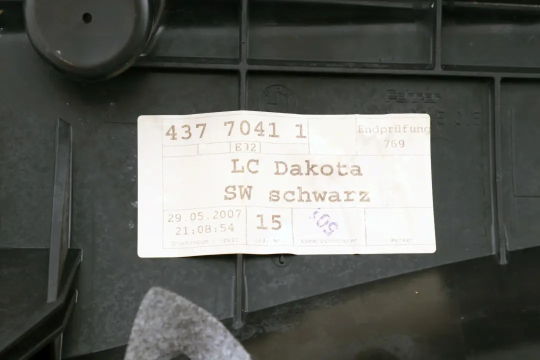 Left N/S Lateral Side Finisher Black Leather to BMW 3 Series E92 Rear Seat with Part number 9110941 BMW 3 Series E92 Rear Seat Left N/S Lateral Side Finisher Black Leather - SKU 9110941 - Part number 9110941