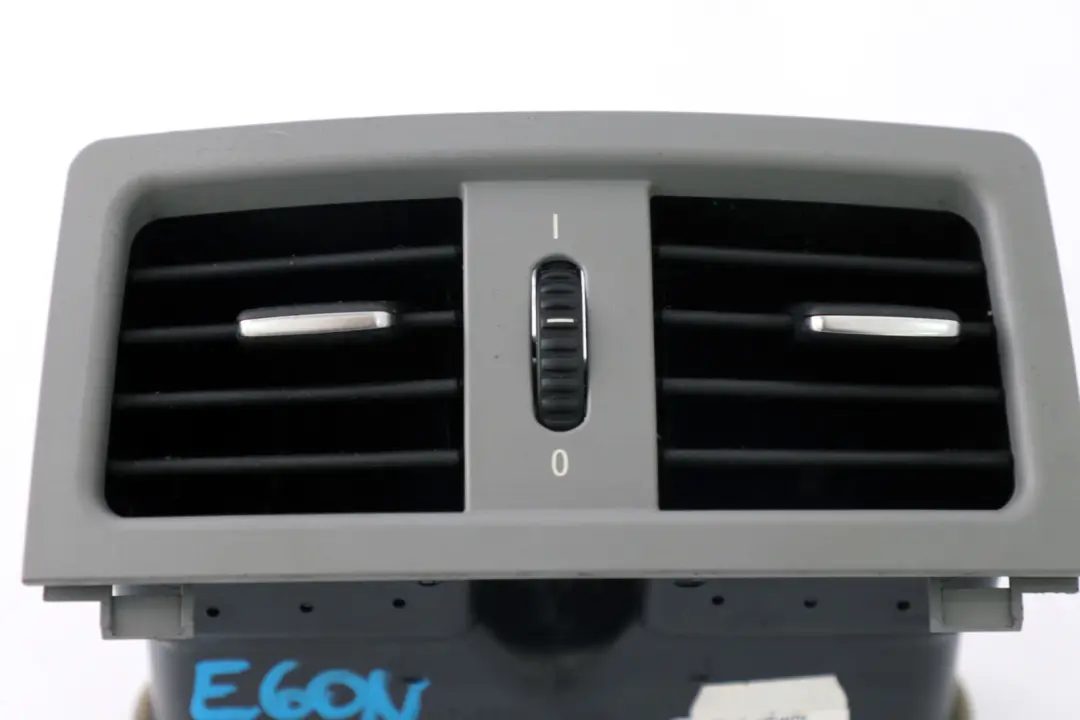 Fresh Air Grille Grey to BMW 5 Series E60 E61 LCI Rear with Part number 9112215 BMW 5 Series E60 E61 LCI Rear Fresh Air Grille Grey - SKU 9112215 - Part number 9112215