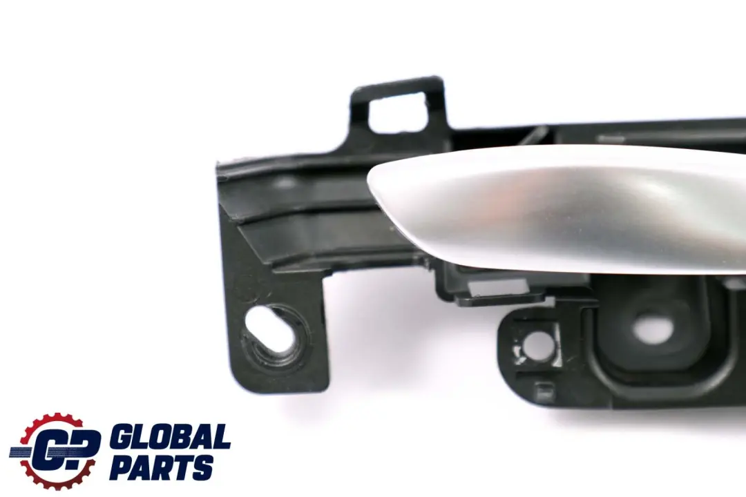 Asidero Delantero Derecho Abrepuertas para BMW X6 E71 con número de pieza 9112430 BMW X6 E71 Asidero Delantero Derecho Abrepuertas - SKU 9112430 - Número de pieza 9112430