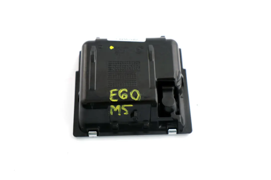 BMW E60 E60N E61N LCI Utilizzo Posacenere - SKU 9112906 - Numero di parte 9112906