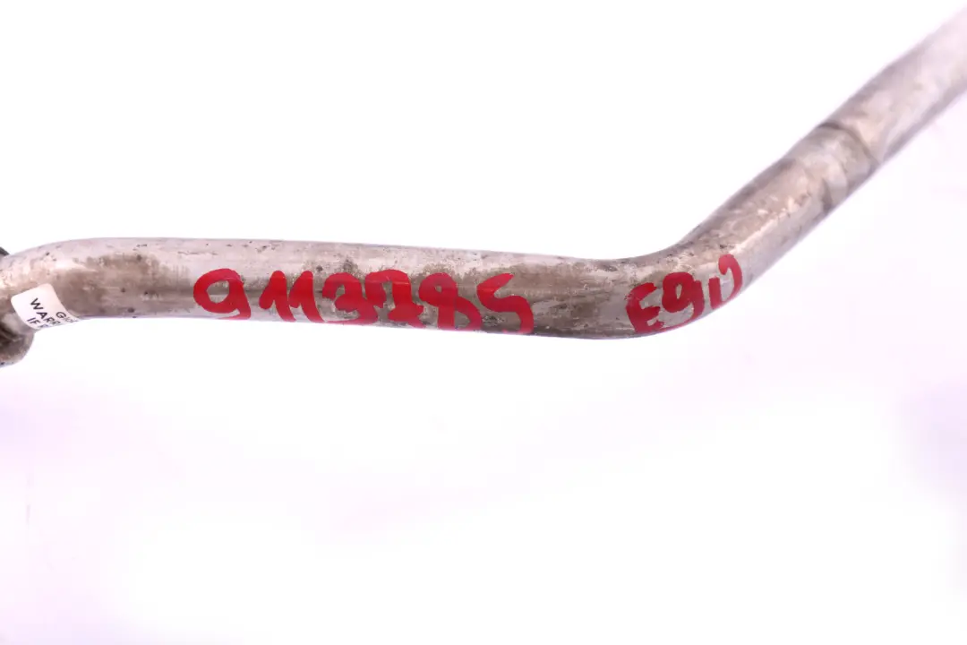 N53 Evaporator Compressor Suction Pipe to BMW 1 3 Series E82 E88 E90 E91 with Part number 9113785 BMW 1 3 Series E82 E88 E90 E91 N53 Evaporator Compressor Suction Pipe - SKU 9113785 - Part number 9113785