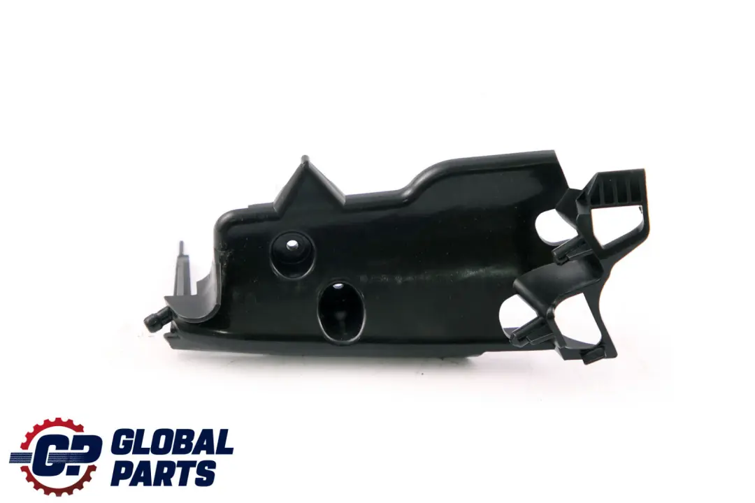 Blende Gurtaustritt Rechts Schwarz für BMW E93 mit Teilenummer 9113884 BMW E93 Blende Gurtaustritt Rechts Schwarz - SKU 9113884 - Teilenummer 9113884