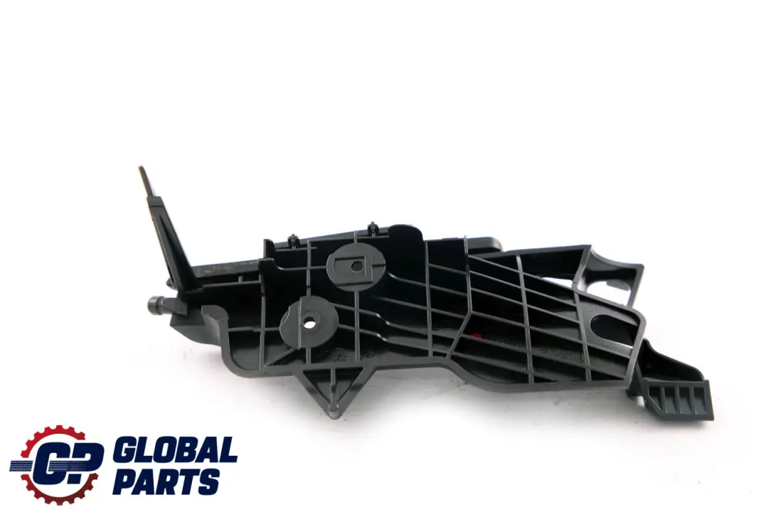 BMW E93 Deflector De Cinturón Derecho O/S - SKU 9113884 - Número de pieza 9113884