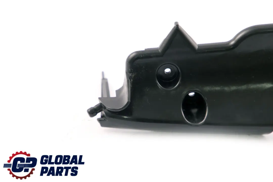 Belt Deflector Right O/S to BMW E93 with Part number 9113884 BMW E93 Belt Deflector Right O/S - SKU 9113884 - Part number 9113884