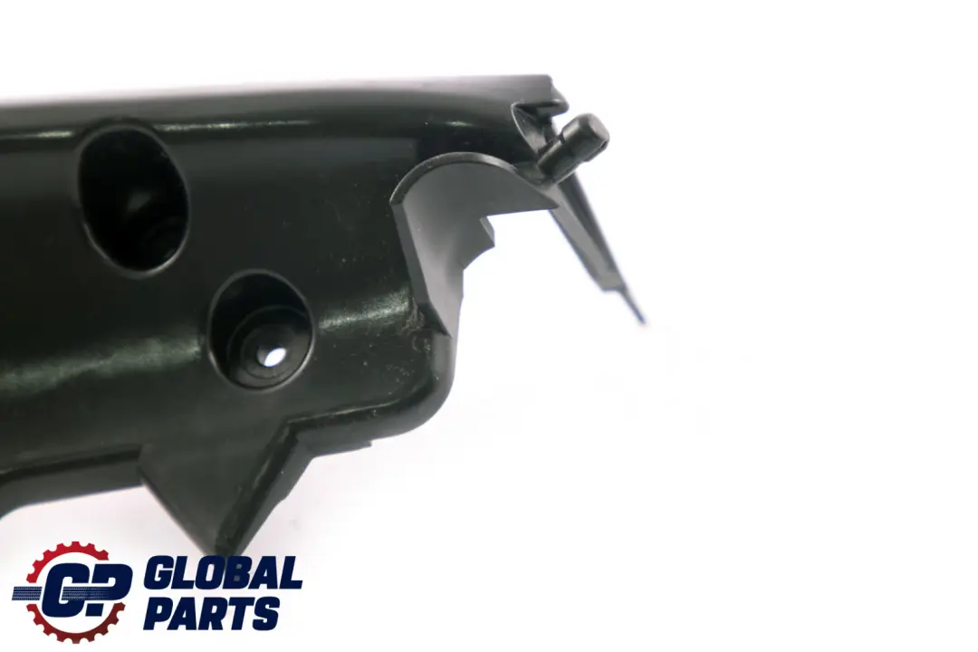 BMW E93 Blende Gurtaustritt Rechts Schwarz - SKU 9113884 - Teilenummer 9113884