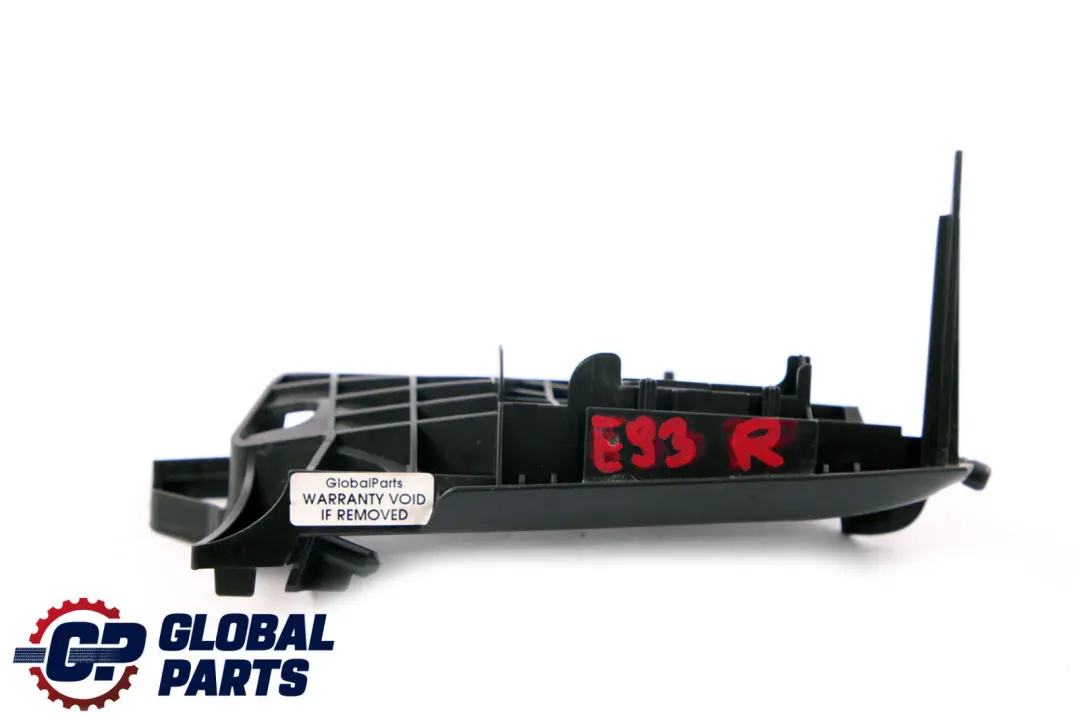 Blende Gurtaustritt Rechts Schwarz für BMW E93 mit Teilenummer 9113884 BMW E93 Blende Gurtaustritt Rechts Schwarz - SKU 9113884 - Teilenummer 9113884