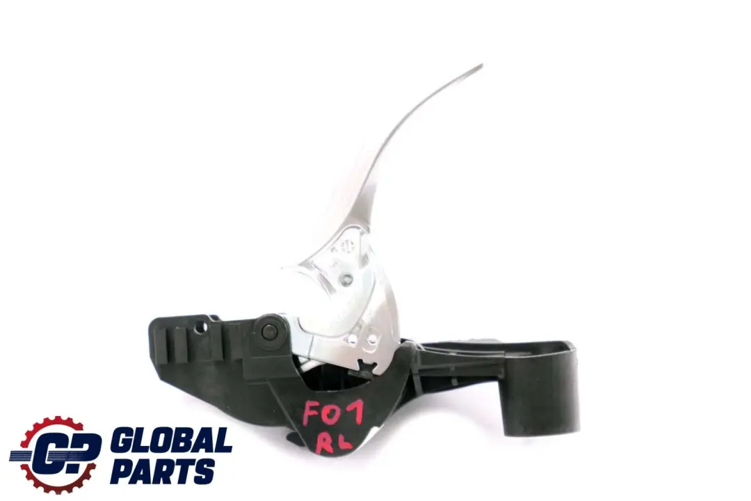 Interior manija de la puerta trasera izquierda Cromo para BMW F01 F02 con número de pieza 9116343 BMW F01 F02 Interior manija de la puerta trasera izquierda Cromo - SKU 9116343 - Número de pieza 9116343