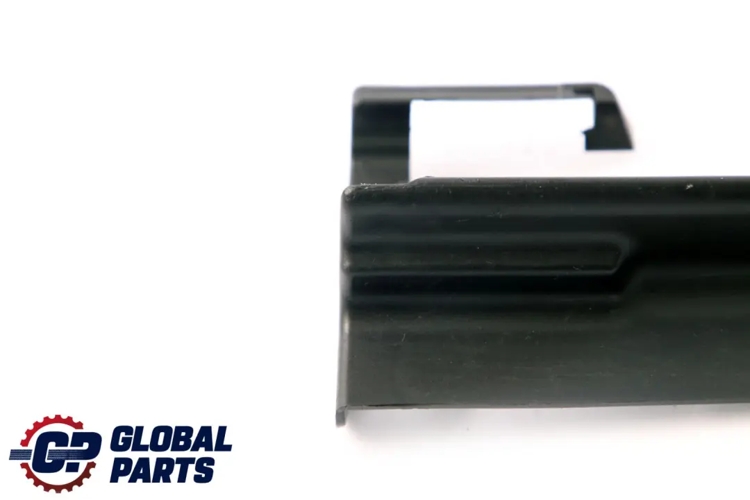 Cubierta Asiento Delantero Izquierdo Negro para BMW E93 con número de pieza 9116935 BMW E93 Cubierta Asiento Delantero Izquierdo Negro - SKU 9116935 - Número de pieza 9116935