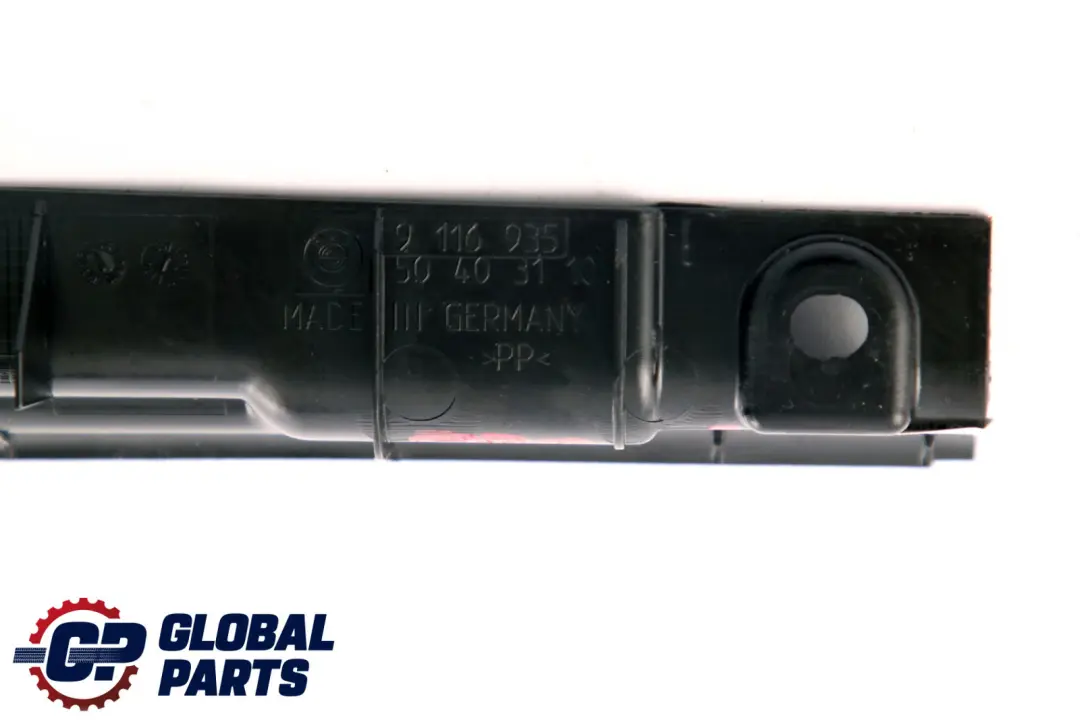 Rivestimento Sedile Anteriore Sinistro Nero per BMW E93 con numero di parte 9116935 BMW E93 Rivestimento Sedile Anteriore Sinistro Nero - SKU 9116935 - Numero di parte 9116935