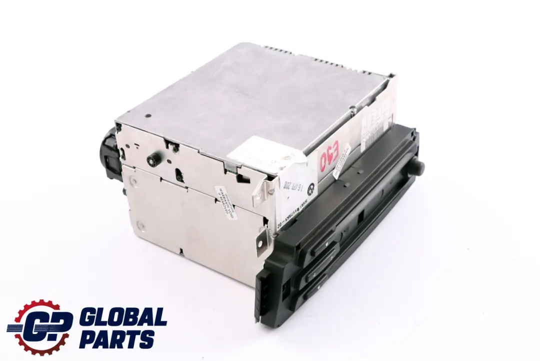 Professional Navigation CCC CD für BMW 1 3 er E87 E90 E91 mit Teilenummer 9117563 BMW 1 3 er E87 E90 E91 Professional Navigation CCC CD - SKU 9117563 - Teilenummer 9117563