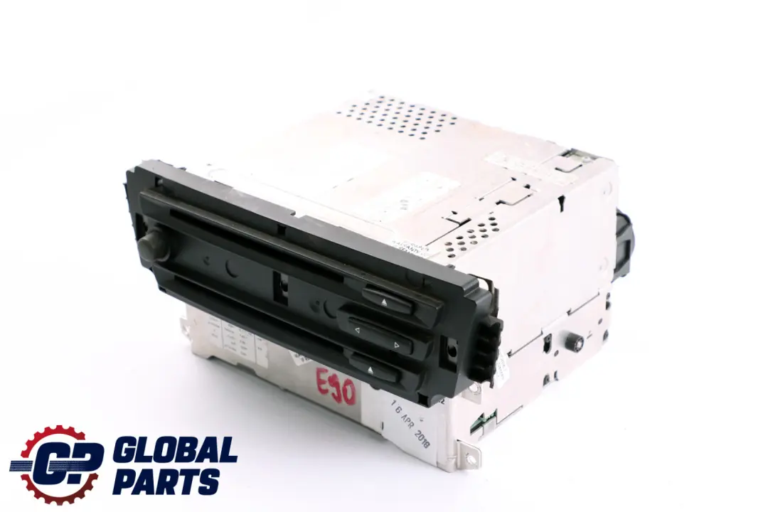 Professional Navigation CCC CD für BMW 1 3 er E87 E90 E91 mit Teilenummer 9117563 BMW 1 3 er E87 E90 E91 Professional Navigation CCC CD - SKU 9117563 - Teilenummer 9117563