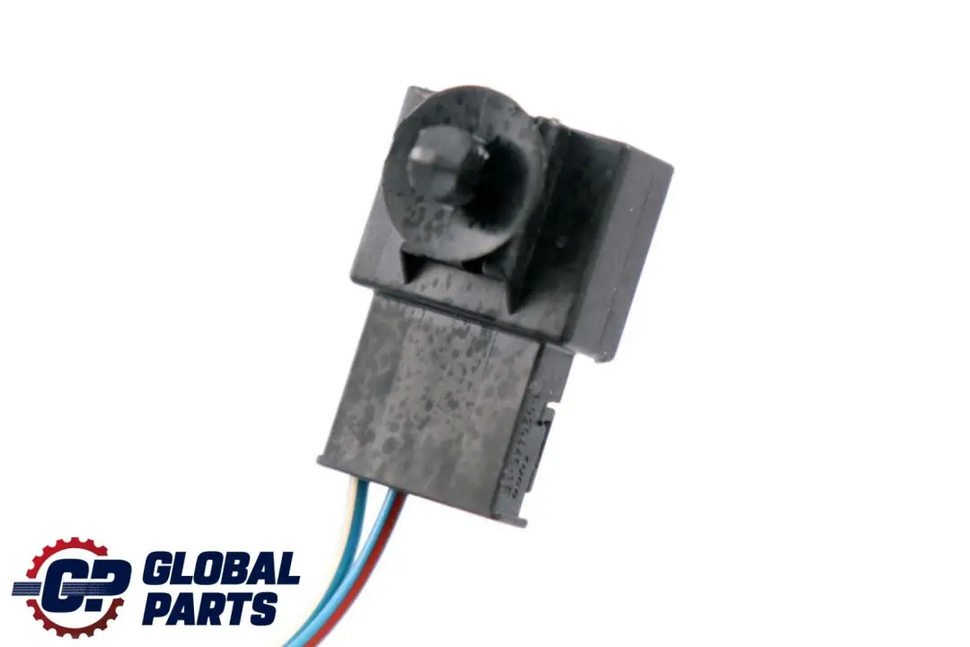 Cable d'adaptation pour le reglage dossier siege pour BMW X5 E70 X6 E71 à propos du numéro de pièce 9118467 BMW X5 E70 X6 E71 Cable d'adaptation pour le reglage dossier siege - SKU 9118467 - Numéro de pièce 9118467