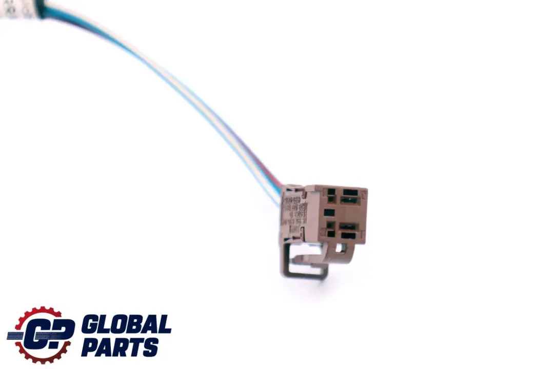 Backrest Adjustment Adapter Lead Cable to BMW X5 X6 Series E70 E71 Seat with Part number 9118467 BMW X5 X6 Series E70 E71 Seat Backrest Adjustment Adapter Lead Cable - SKU 9118467 - Part number 9118467