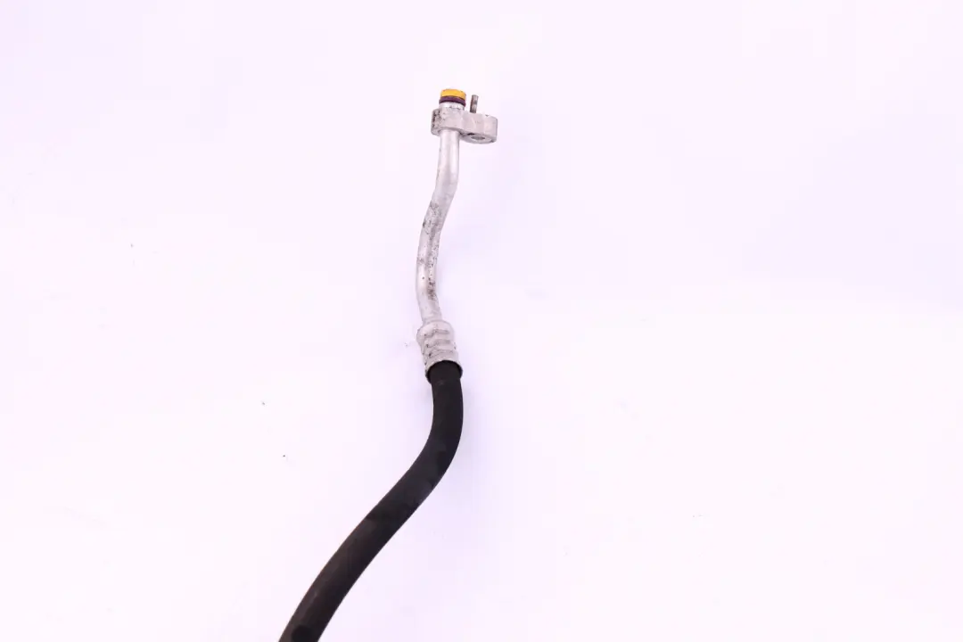 Tubo di Pressione Assy Compressor-Condenser Aria Con per BMW e87 LCI e90 con numero di parte 9119000 BMW e87 LCI e90 Tubo di Pressione Assy Compressor-Condenser Aria Con - SKU 9119000 - Numero di parte 9119000