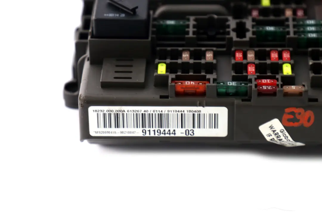 Boîte Fusibles Avant BMW E81 E87 LCI E90 E91 E92 Distribution D'Énergie pour à propos du numéro de pièce 9119444 Boîte Fusibles Avant BMW E81 E87 LCI E90 E91 E92 Distribution D'Énergie - SKU 9119444 - Numéro de pièce 9119444