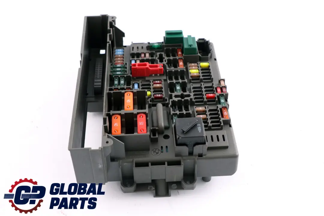  Fuse Box BMW E81 X1 E84 E87 E90 E91 E92 Power Distribution Front - SKU 9119446 - Part number 9119446