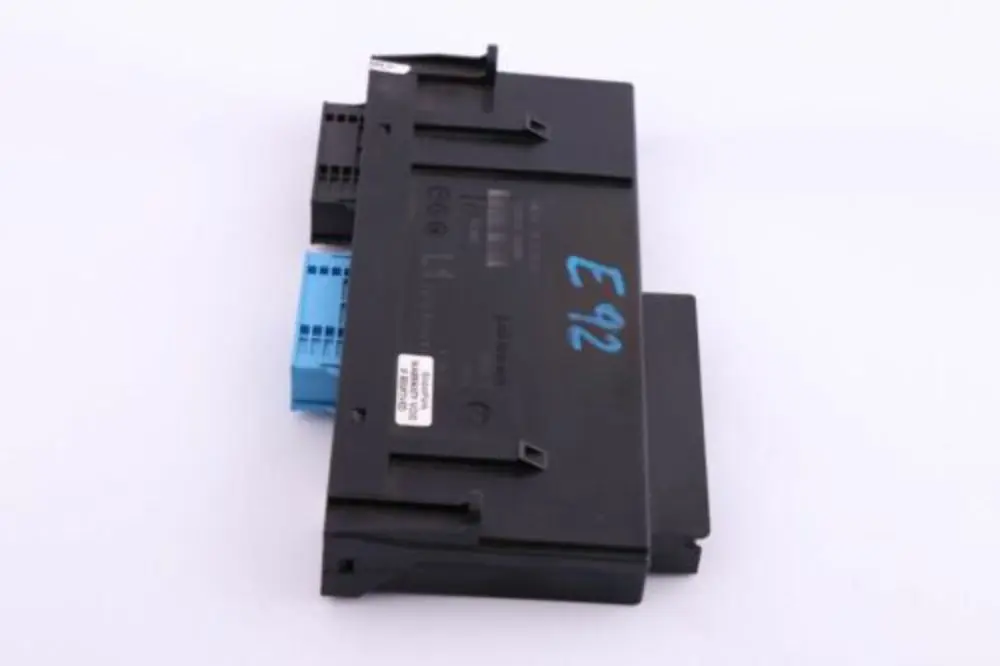 BMW 3 Series E92 ECU Body Control Module Junction Box L1 PL2 JBBFE - SKU 9119495 - Part number 9119495