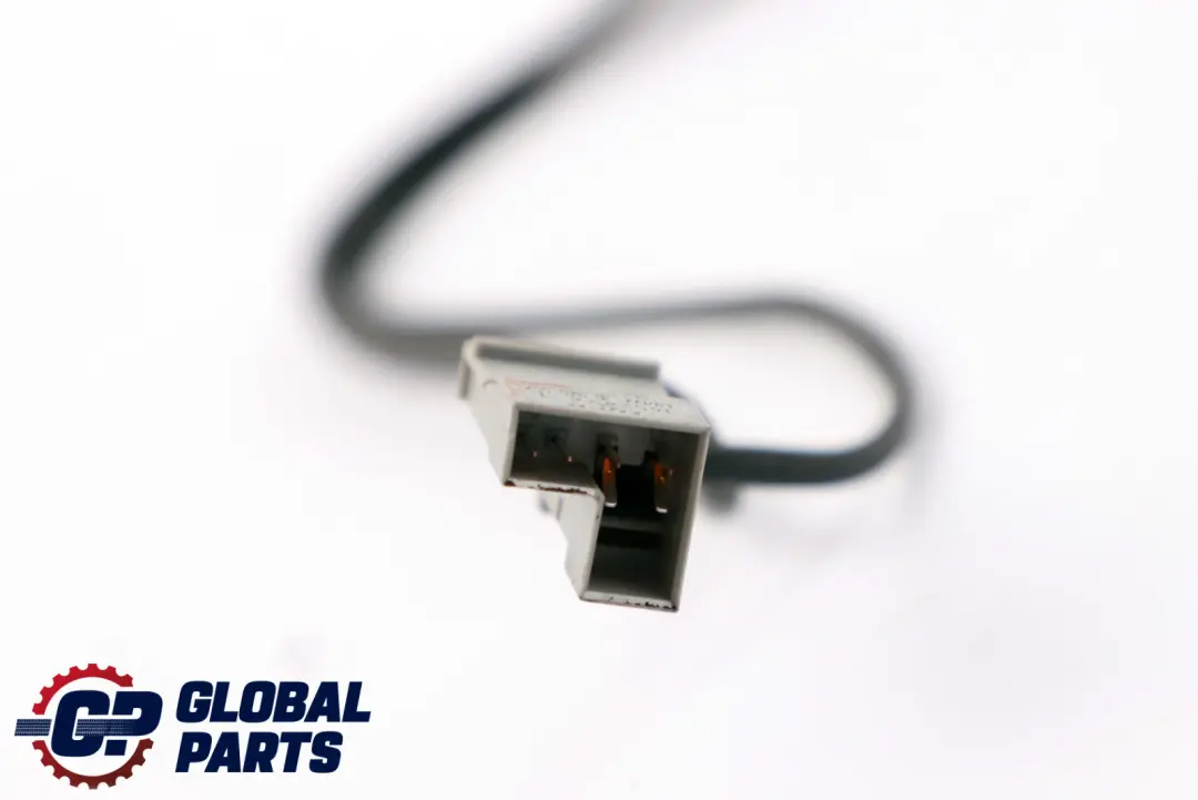 Belt Buckle Tensioner Lower Right O/S to BMW E81 E87 E90 E91 Seat with Part number 9119542 BMW E81 E87 E90 E91 Seat Belt Buckle Tensioner Lower Right O/S - SKU 9119542 - Part number 9119542