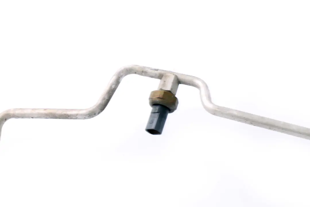 Tuyau de Pression Condensateur d'evaporateur pour BMW E60 E61 LCI à propos du numéro de pièce 9184101 BMW E60 E61 LCI Tuyau de Pression Condensateur d'evaporateur - SKU 9119702 - Numéro de pièce 9184101