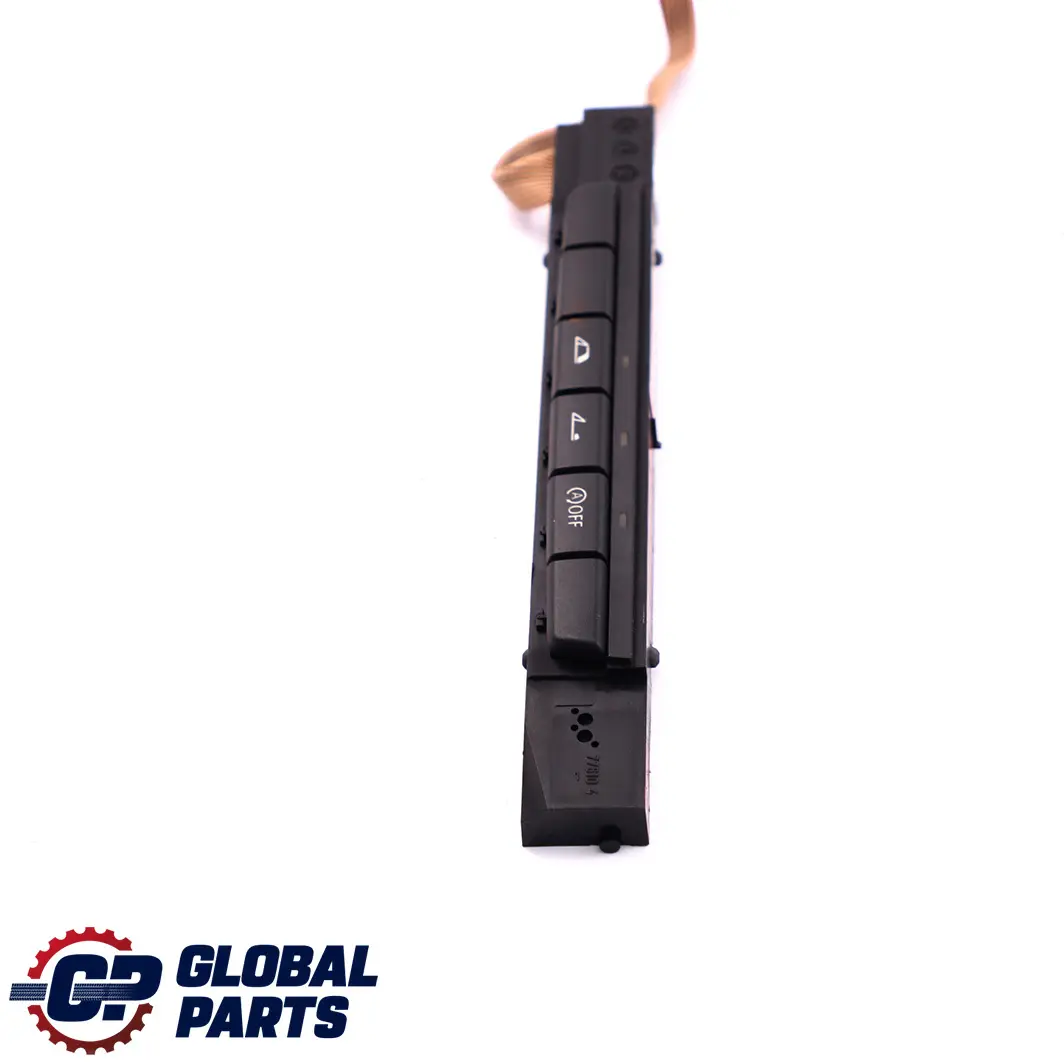 Panel Sterowania Przełączniki Otwieranie Dachu 9181248 do BMW E88 o numerze 9120028 BMW E88 Panel Sterowania Przełączniki Otwieranie Dachu 9181248 - SKU 9120028-1 - Numer Części 9120028