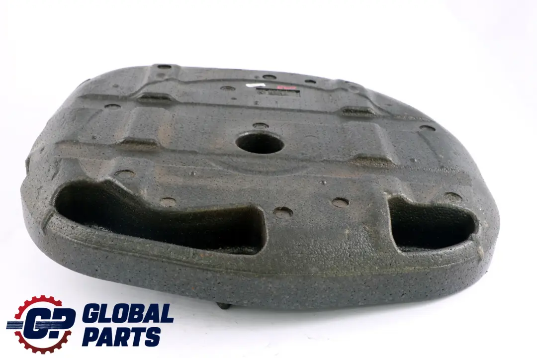 Soporte inferior kit herramientas espuma para BMW E60 E61 con número de pieza 9120134 BMW E60 E61 Soporte inferior kit herramientas espuma - SKU 9120060 - Número de pieza 9120134