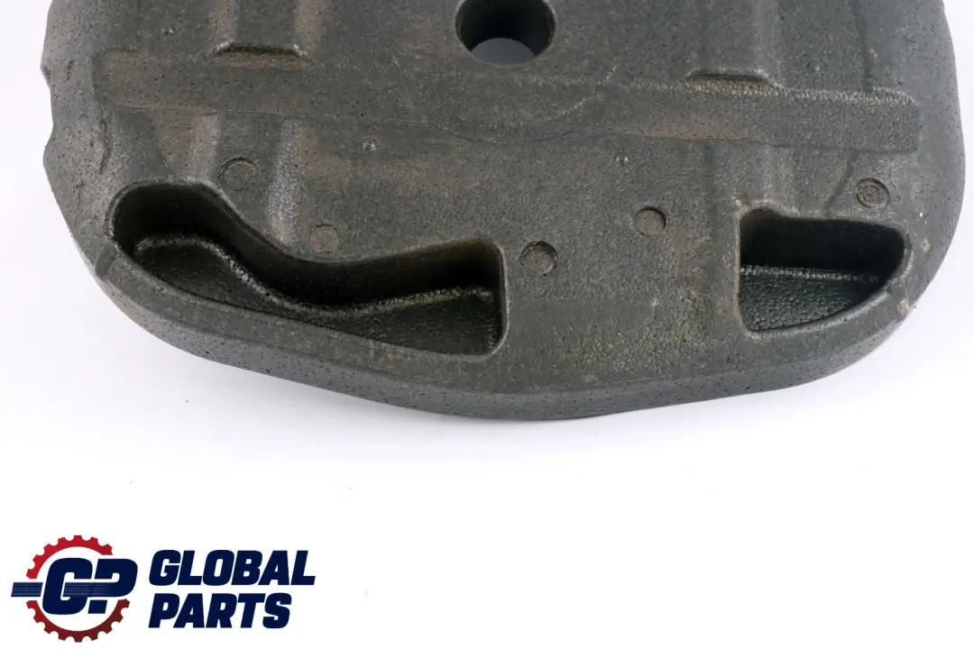 Soporte inferior kit herramientas espuma para BMW E60 E61 con número de pieza 9120134 BMW E60 E61 Soporte inferior kit herramientas espuma - SKU 9120060 - Número de pieza 9120134