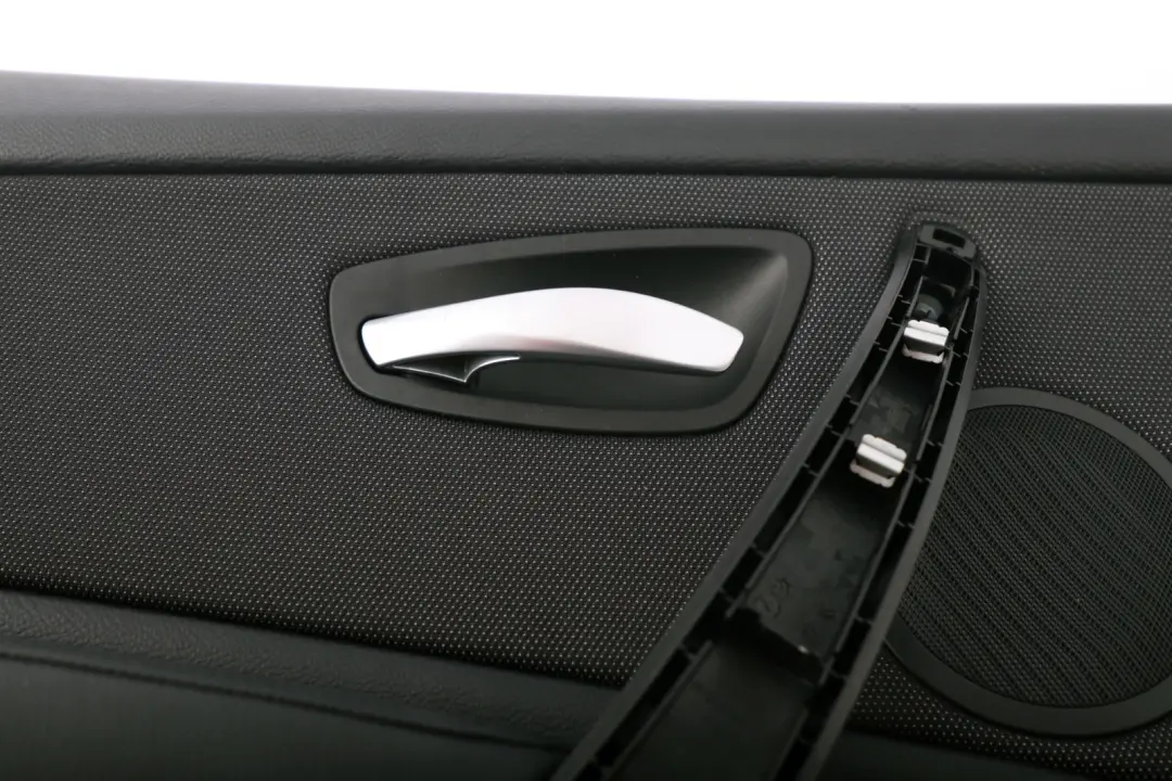 Panel Cubierta Tarjeta Puerta Delantera Izquierda Rojo Antracita para BMW E87N LCI con número de pieza 9121145 BMW E87N LCI Panel Cubierta Tarjeta Puerta Delantera Izquierda Rojo Antracita - SKU 9121145 - Número de pieza 9121145