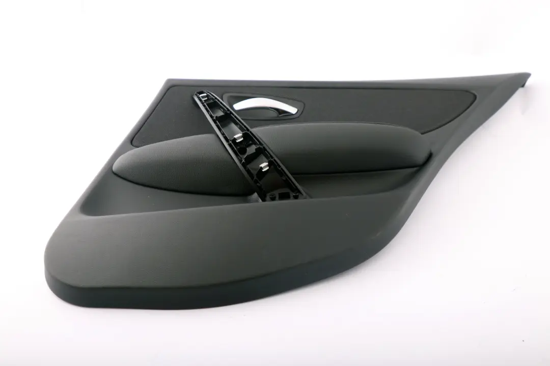 Tapicerka boczek drzwi prawy tył do BMW E87 LCI o numerze 51419121194 BMW E87 LCI Tapicerka boczek drzwi prawy tył - SKU 9121194 - Numer Części 51419121194
