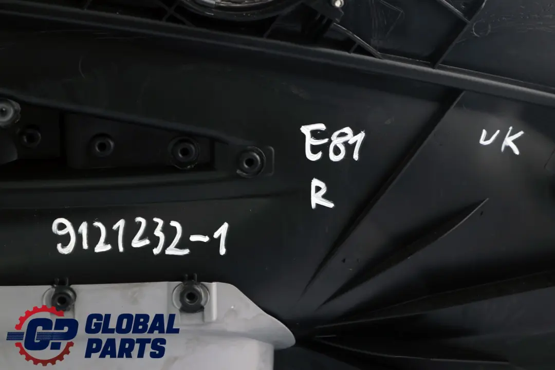 Door Lining Card Cloth Front Right O/S Elektra Grey to BMW 1 Series E81 1 with Part number 9121232 BMW 1 Series E81 1 Door Lining Card Cloth Front Right O/S Elektra Grey - SKU 9121232-1 - Part number 9121232