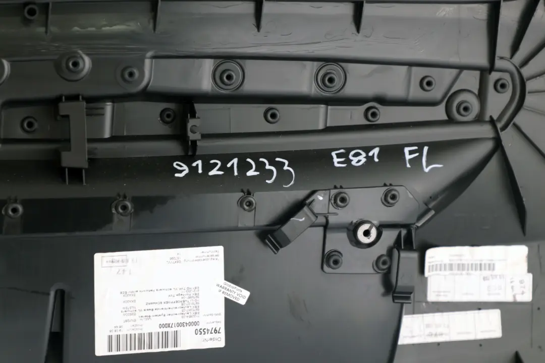 BMW 1 SERIES E81 E82 Door Lining Card Cloth Front Left N/S Network Anthrazit - SKU 9121233 - Part number 51419121233