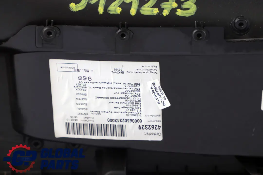 Delantero Izquierdo Embellecedor Tarjeta Puerta Tela Antracita para BMW E88 con número de pieza 9121273 BMW E88 Delantero Izquierdo Embellecedor Tarjeta Puerta Tela Antracita - SKU 9121273 - Número de pieza 9121273