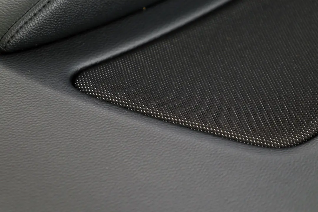 Left N/S Trim Panel Door Card Cloth Network Anthracite to BMW 1 Series E81 Rear with Part number 9121319 BMW 1 Series E81 Rear Left N/S Trim Panel Door Card Cloth Network Anthracite - SKU 9121319 - Part number 9121319