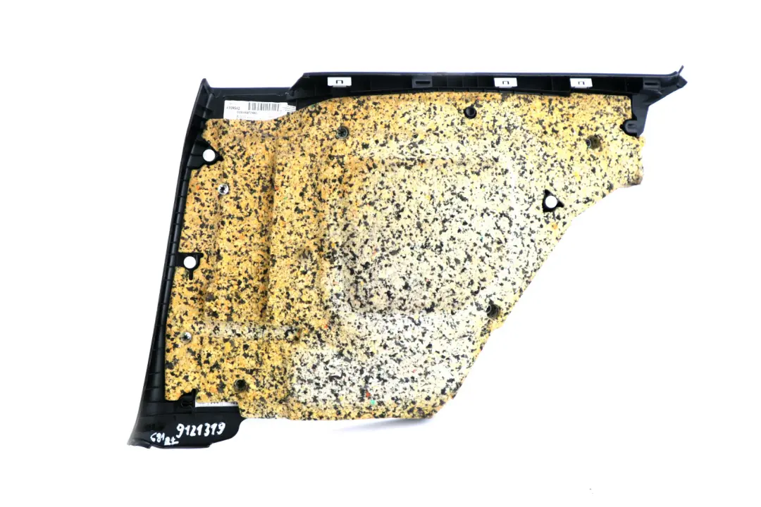 Trasera Izquierda Panel de Puerta de Tarjeta de Tela Red Antracita para BMW E81 con número de pieza 9121319 BMW E81 Trasera Izquierda Panel de Puerta de Tarjeta de Tela Red Antracita - SKU 9121319 - Número de pieza 9121319