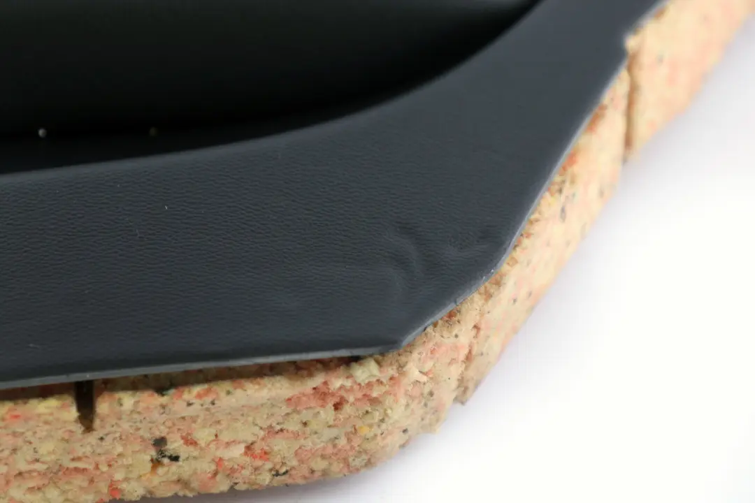 Panneau d'habillage arriere droit Carte de porte en tissu Anthracite pour BMW E81 à propos du numéro de pièce 9121320 BMW E81 Panneau d'habillage arriere droit Carte de porte en tissu Anthracite - SKU 9121320 - Numéro de pièce 9121320