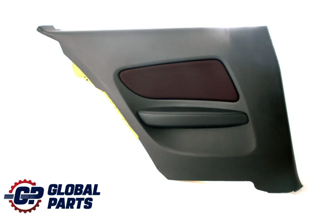 Rivestimento Laterale Posteriore Sinistra Rete Tessuto Cranberry Rosso per BMW E81 con numero di parte 9121323 BMW E81 Rivestimento Laterale Posteriore Sinistra Rete Tessuto Cranberry Rosso - SKU 9121323 - Numero di parte 9121323