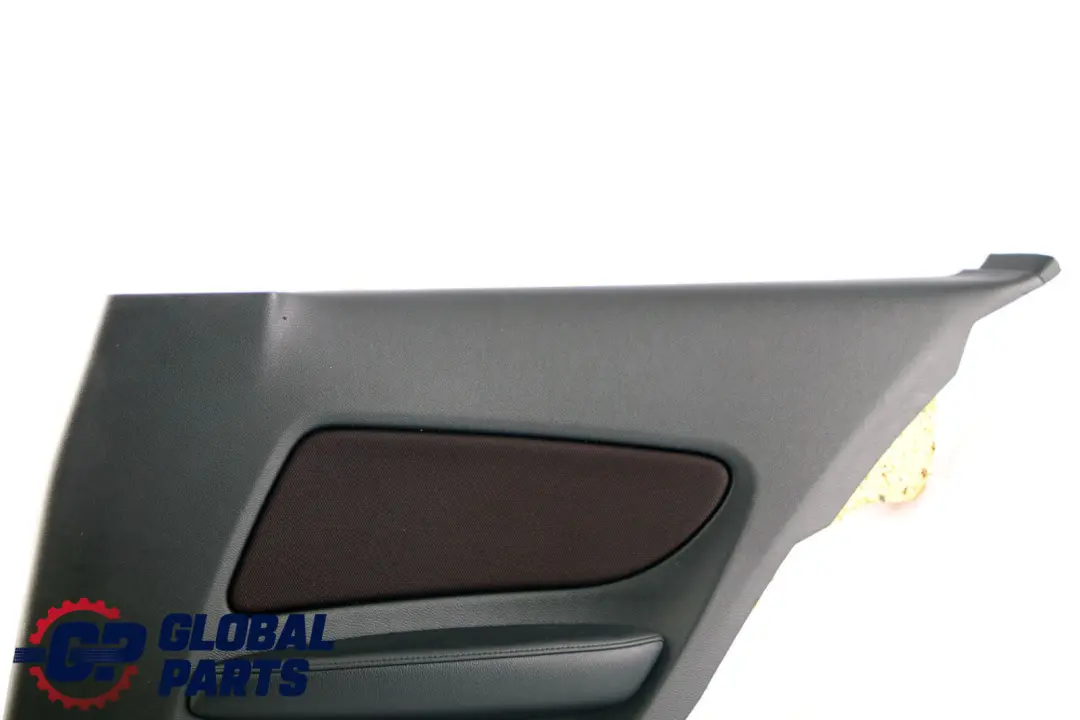 BMW 1 E81 Carenage Lateral Arriere Droite Tissu Network Canneberge Rouge - SKU 9121324 - Numéro de pièce 9121324