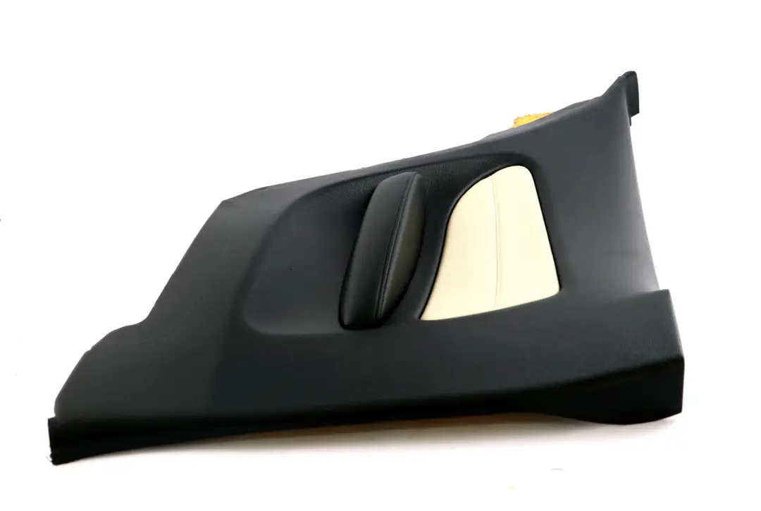 Trasero Izquierdo Lateral Panel Cubierta Cuero Limon para BMW E81 con número de pieza 9121343 BMW E81 Trasero Izquierdo Lateral Panel Cubierta Cuero Limon - SKU 9121343 - Número de pieza 9121343