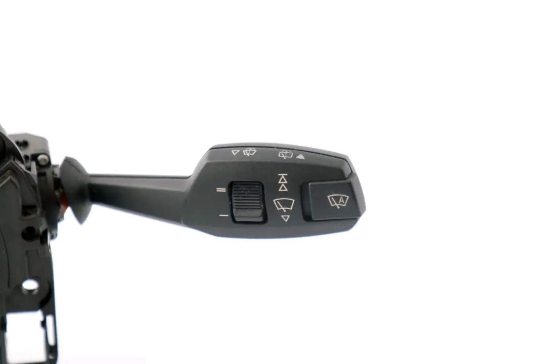 Manetka Wycieraczek Świateł Zwijak do BMW E81 E91 o numerze 9121744 BMW E81 E91 Manetka Wycieraczek Świateł Zwijak - SKU 9121744 - Numer Części 9121744