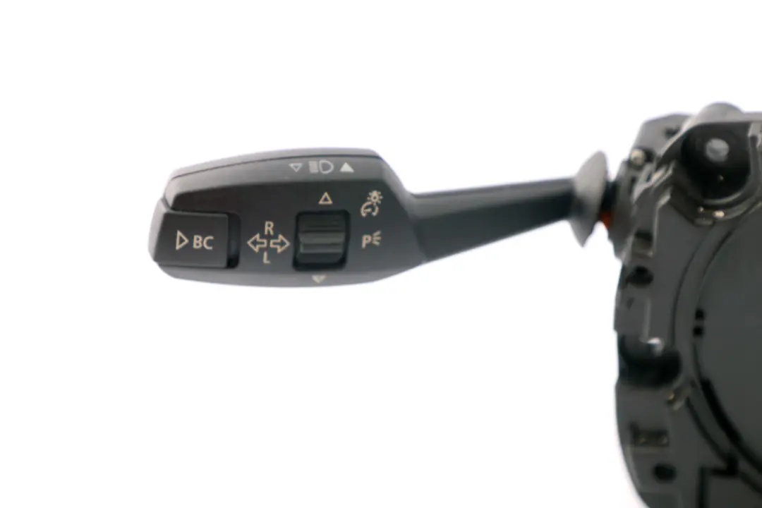 Schalter Cluster Indikator Wischer Stiel Einheit für BMW E81 E87 E91 mit Teilenummer 9121744 BMW E81 E87 E91 Schalter Cluster Indikator Wischer Stiel Einheit - SKU 9121744 - Teilenummer 9121744