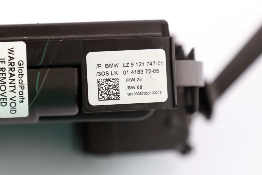 Przełącznik Zespolony Manetki Zwijka Taśma do BMW E87 E91 o numerze 9121747 BMW E87 E91 Przełącznik Zespolony Manetki Zwijka Taśma - SKU 9121747 - Numer Części 9121747