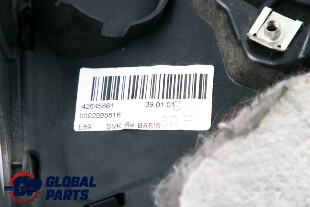 Tapicerka boczek osłona głośnika prawa do BMW E89 Z4 o numerze 9121824 BMW E89 Z4 Tapicerka boczek osłona głośnika prawa - SKU 9121824 - Numer Części 9121824