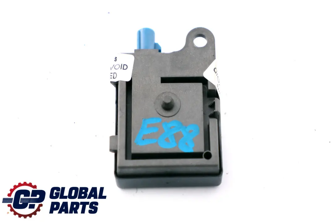 Navi GPS Amplificateur D'Antenne pour BMW 1 E88 Mini Cooper R57 R59 à propos du numéro de pièce 9122100 BMW 1 E88 Mini Cooper R57 R59 Navi GPS Amplificateur D'Antenne - SKU 9122100 - Numéro de pièce 9122100