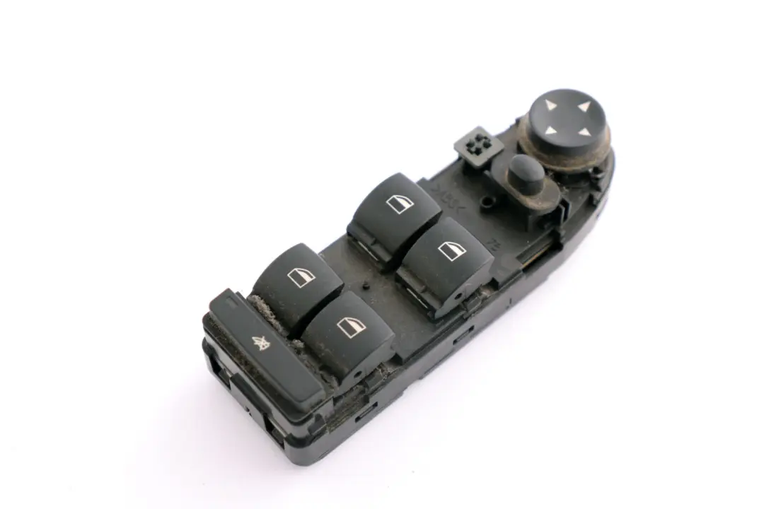  Interruptor Elevalunas BMW E60 E61 LCI Lado Derecho Del Conductor - SKU 9122110 - Número de pieza 9122110