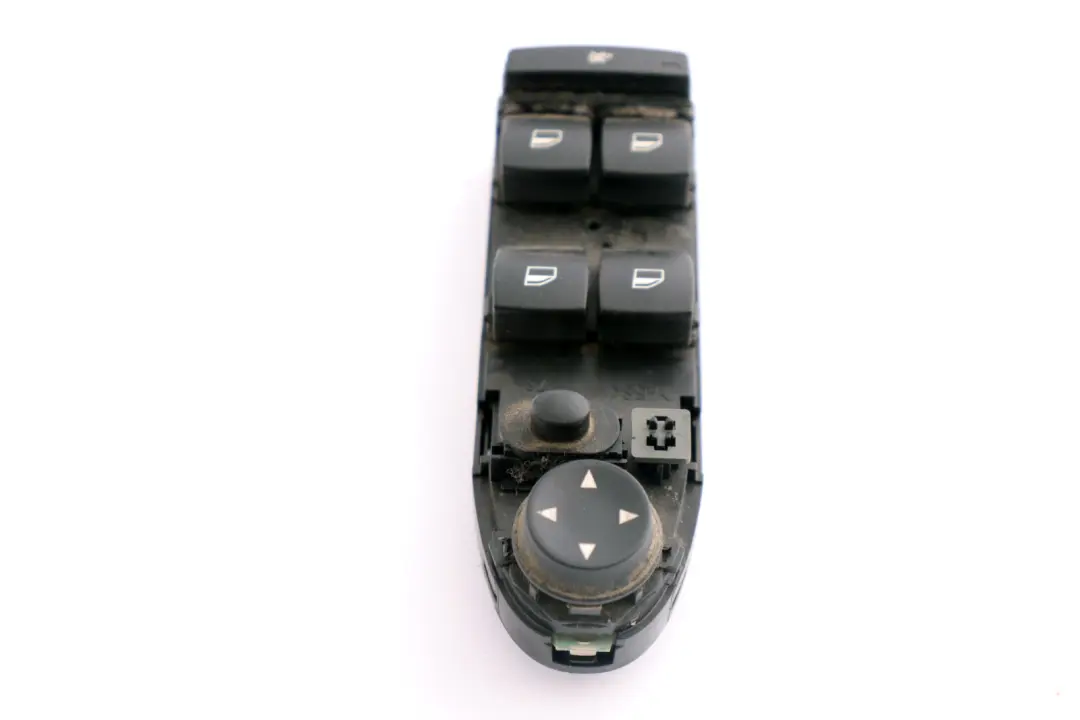 Window Lifter Switch BMW E60 E61 LCI Right Driver's Side O/S to with Part number 9122110 Window Lifter Switch BMW E60 E61 LCI Right Driver's Side O/S - SKU 9122110 - Part number 9122110