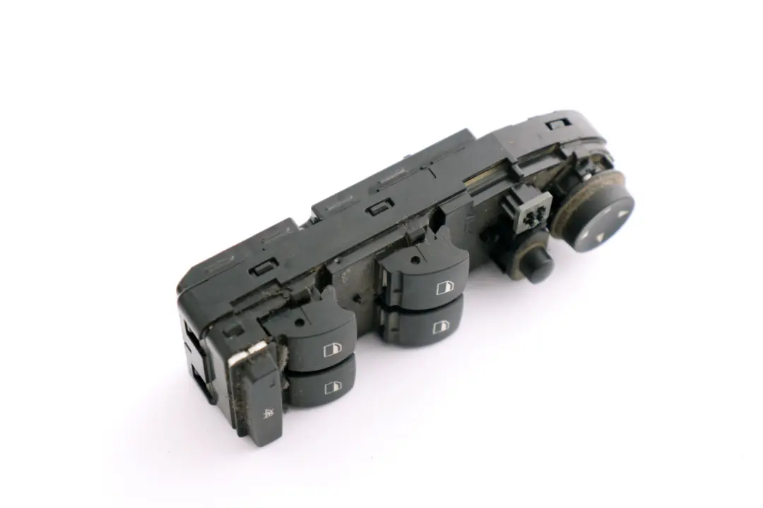  Interruptor Elevalunas BMW E60 E61 LCI Lado Derecho Del Conductor - SKU 9122110 - Número de pieza 9122110