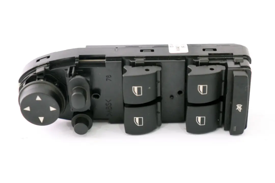Bouton de commande de lève-vitre électrique conducteur pour BMW E60 E61 LCI à propos du numéro de pièce 9122111 BMW E60 E61 LCI Bouton de commande de lève-vitre électrique conducteur - SKU 9122111 - Numéro de pièce 9122111