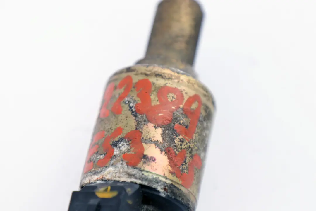 Bomba De Combustible Para Webasto Auxiliar para BMW 5 6 7 E53 E60 E61 E63 E64 E65 con número de pieza 9122389 BMW 5 6 7 E53 E60 E61 E63 E64 E65 Bomba De Combustible Para Webasto Auxiliar - SKU 9122389 - Número de pieza 9122389